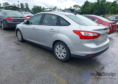 2012 Ford Focus Se из США, поврежденный, VIN 1FAHP3F29CL404674
